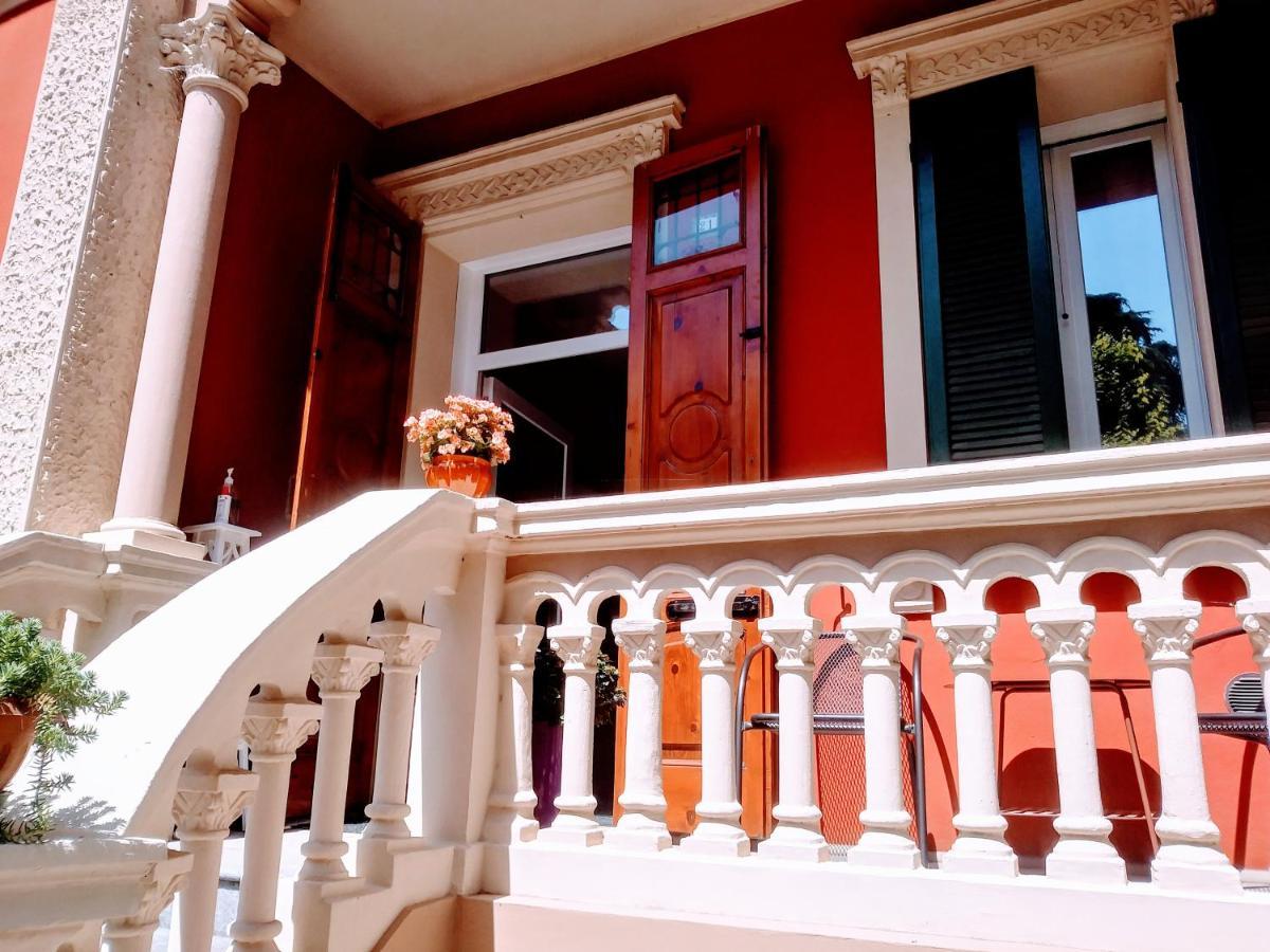 Meuble' 21 Di Anna Casa de hóspedes *